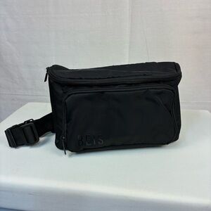 BEIS Classic Belt Bag Fanny Pack in Black